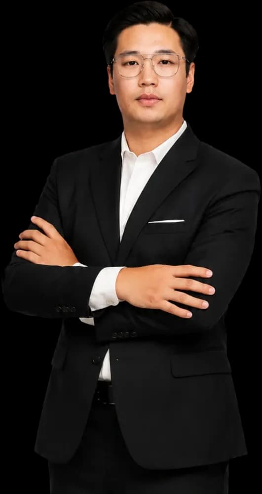 Phạm Anh Đức — CEO & Founder — VELAZ Marketing Consultant